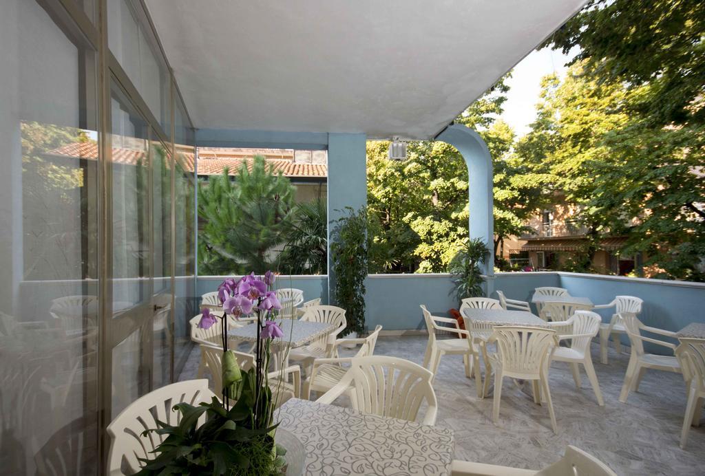 Hotel Veliero Rimini Zewnętrze zdjęcie