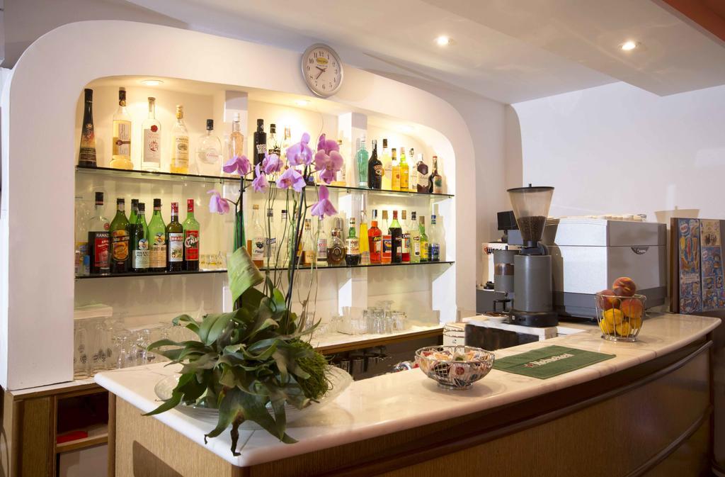 Hotel Veliero Rimini Zewnętrze zdjęcie