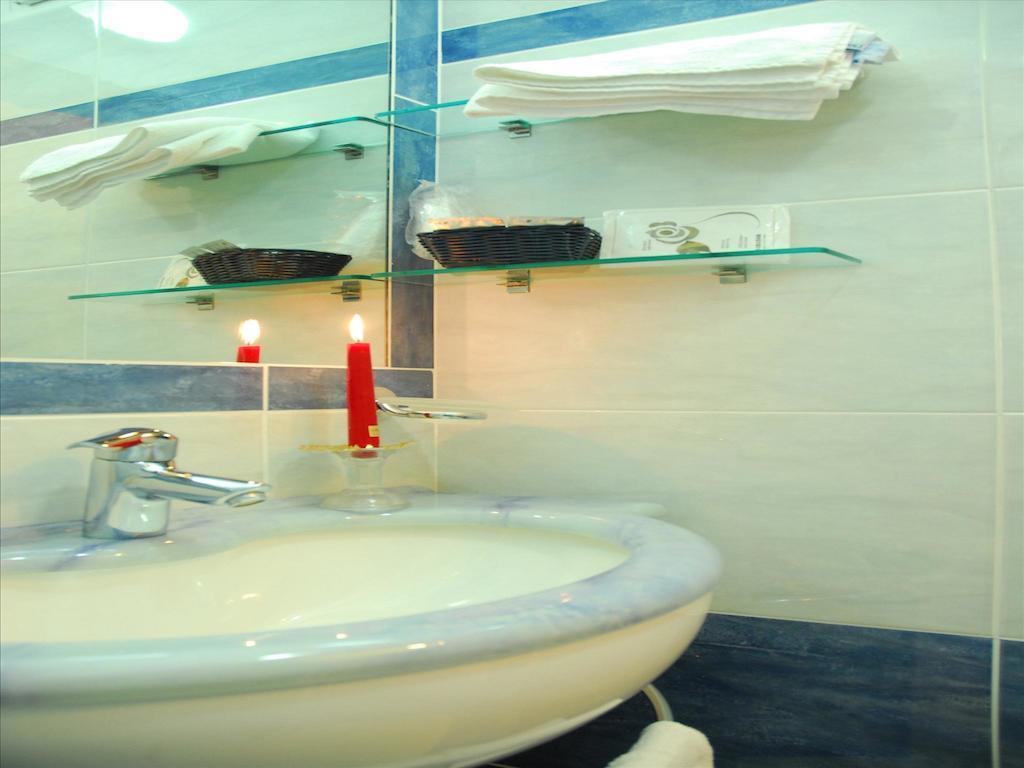 Hotel Veliero Rimini Zewnętrze zdjęcie